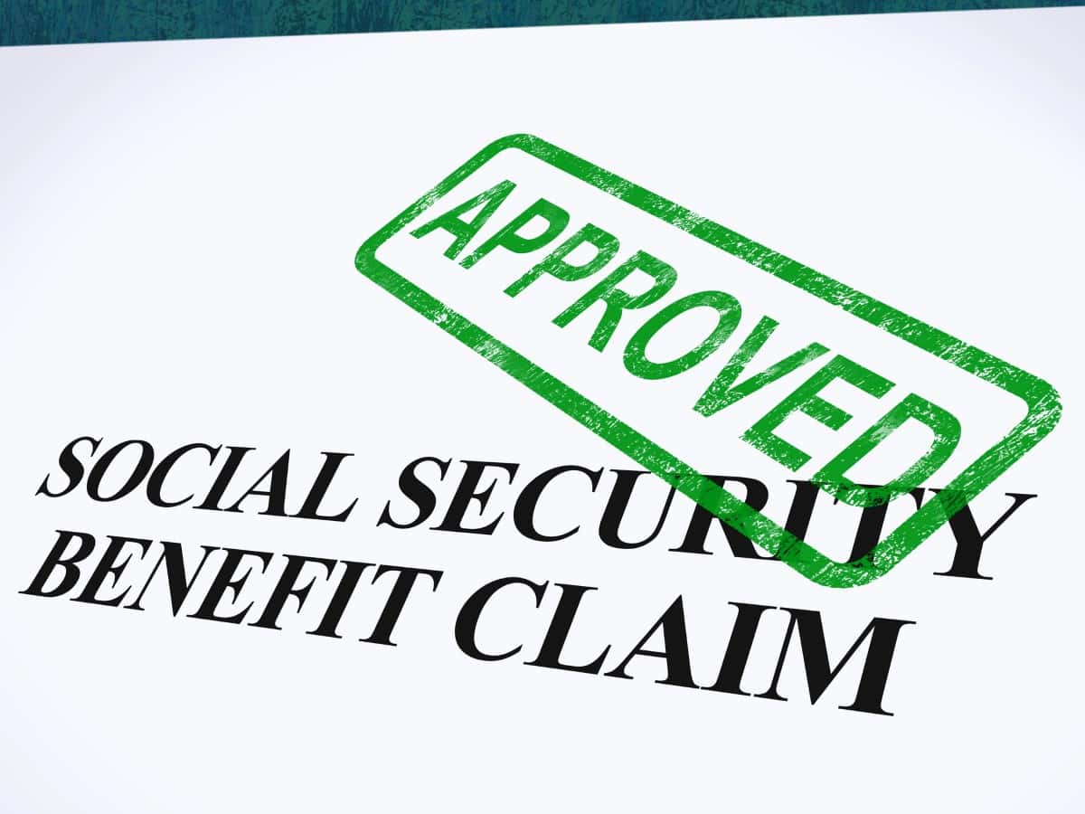 social-security-sends-over-$7.5-billion-in-retroactive-benefits-—but-some-may-face-a-tax-surprise-–-financial-freedom-countdown